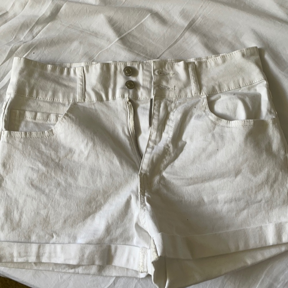Forever 21 shorts